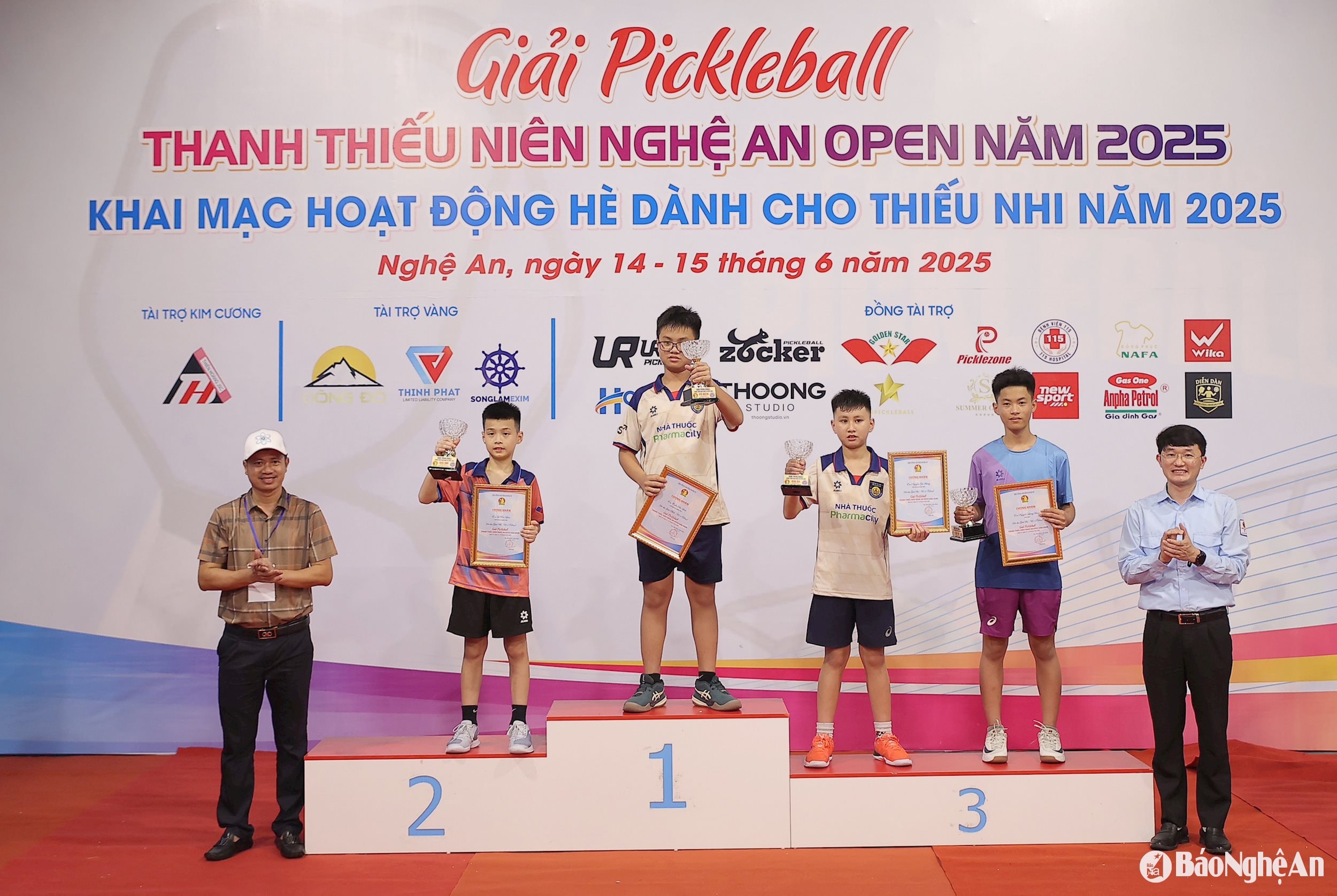u14 đơn