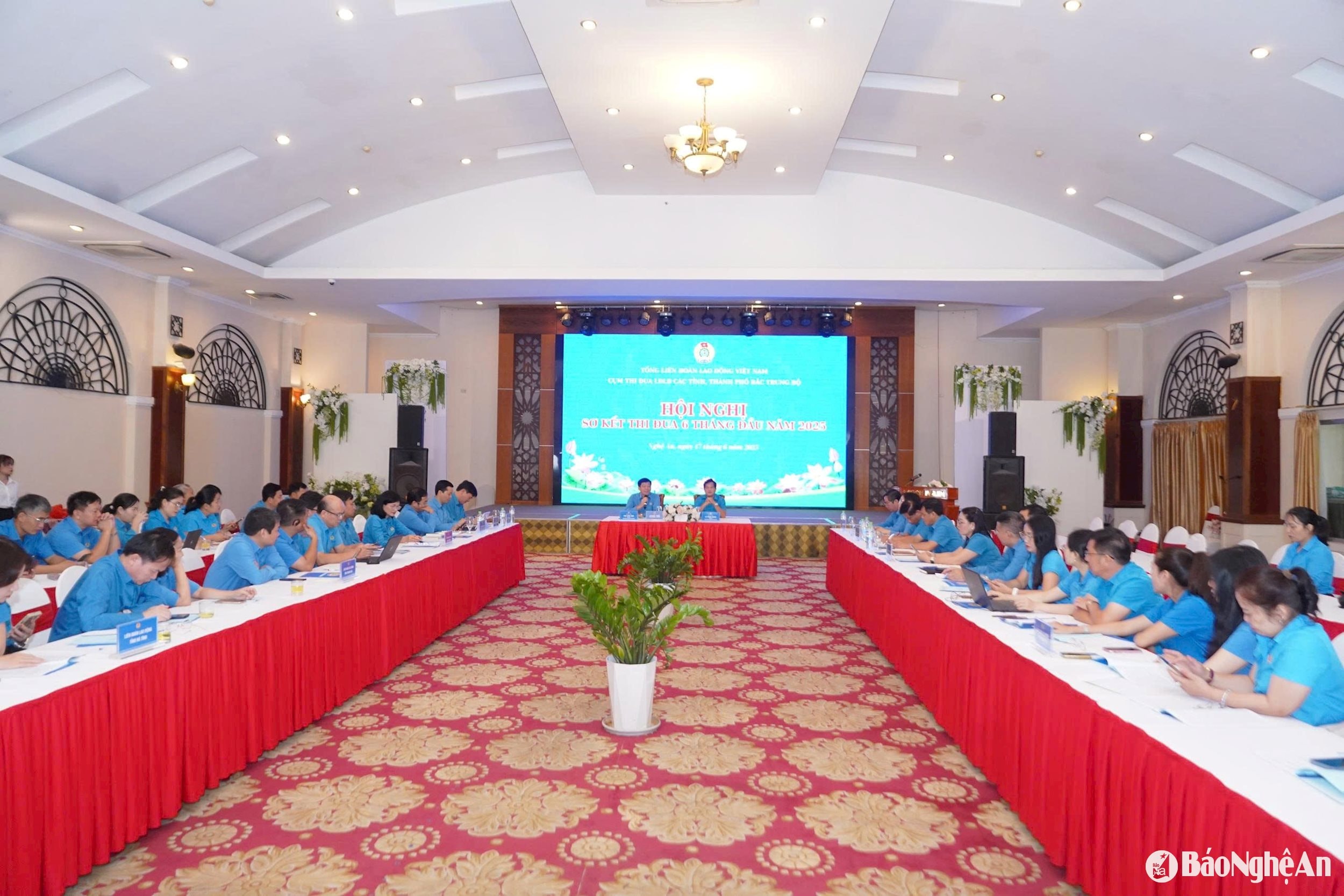 công đoàn bắc trung bộ sơ kết 6 tháng đầu năm 2025 Ảnh Diệp Thanhgen-h-z6712854658984_2ce829727e6f508bfb9ded58e6fdeb41
