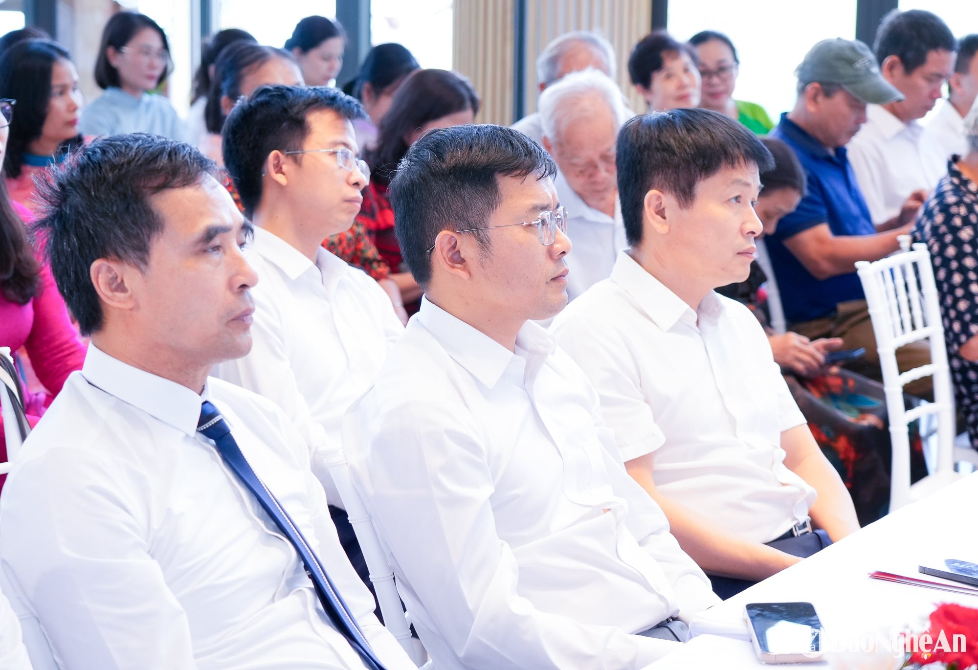 Ra mắt chuyên trang-2