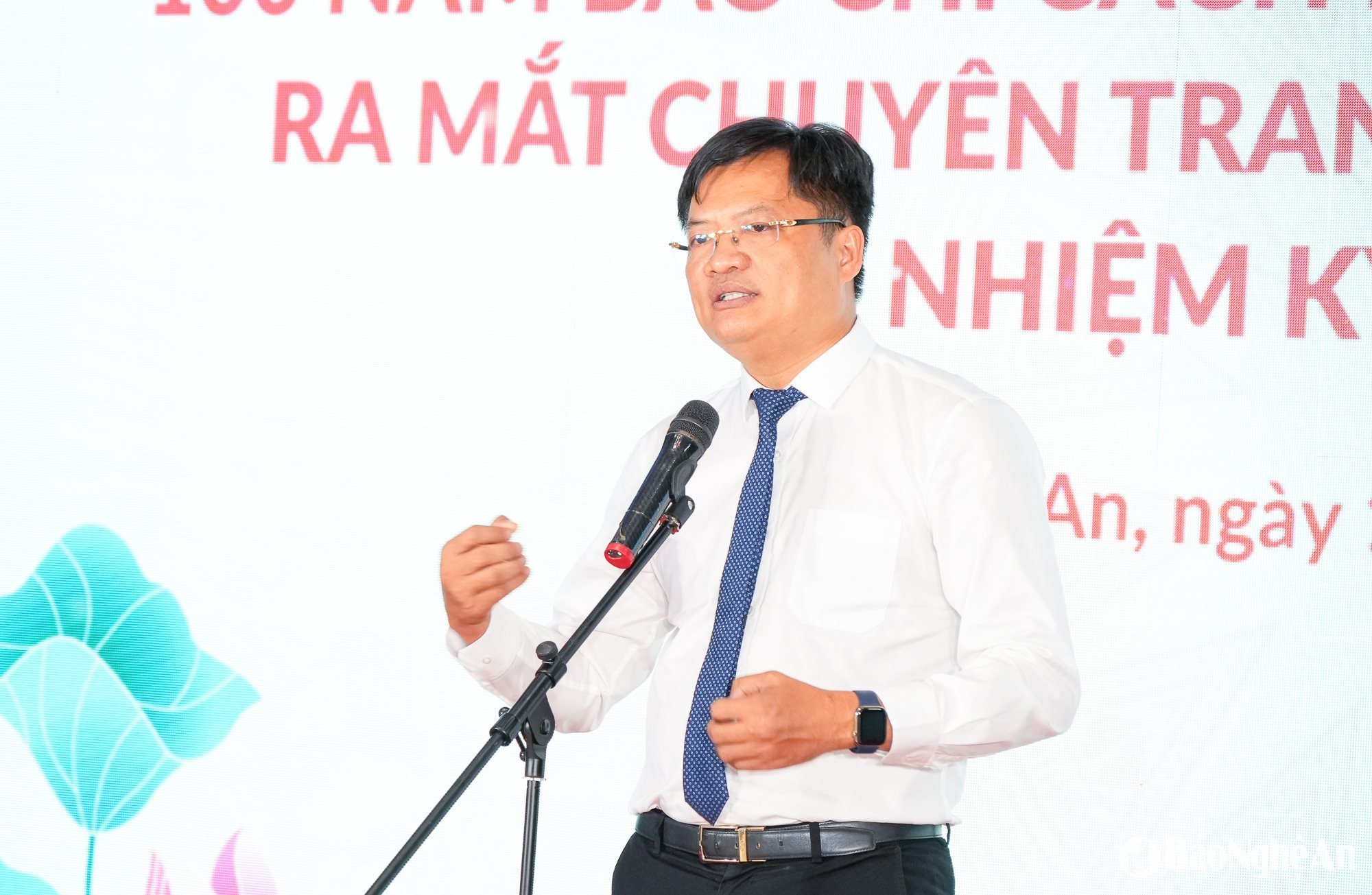 Ra mắt chuyên trang-35