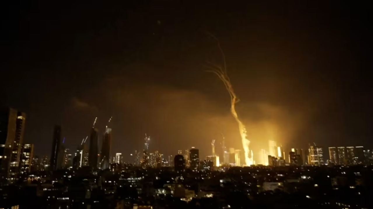 iran kiểm soát không phận israel
