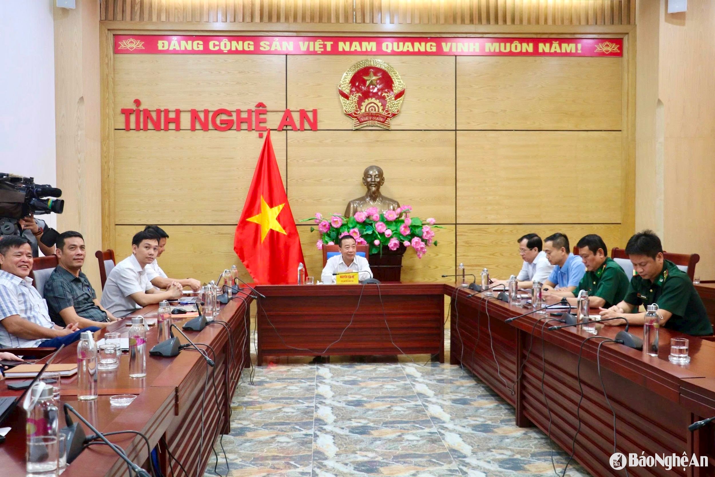 toàn cảnh. Ảnh- Phú Hương