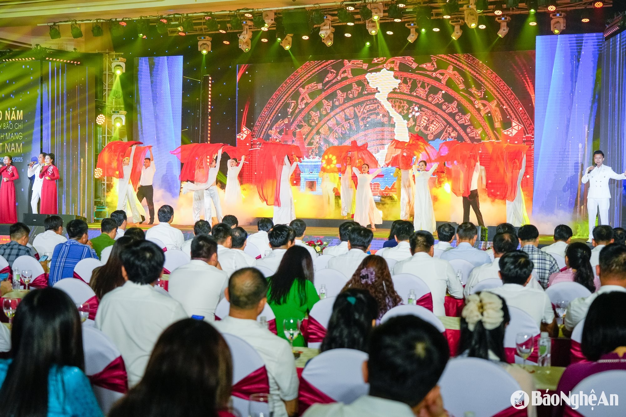 Giải báo chí tỉnh-13