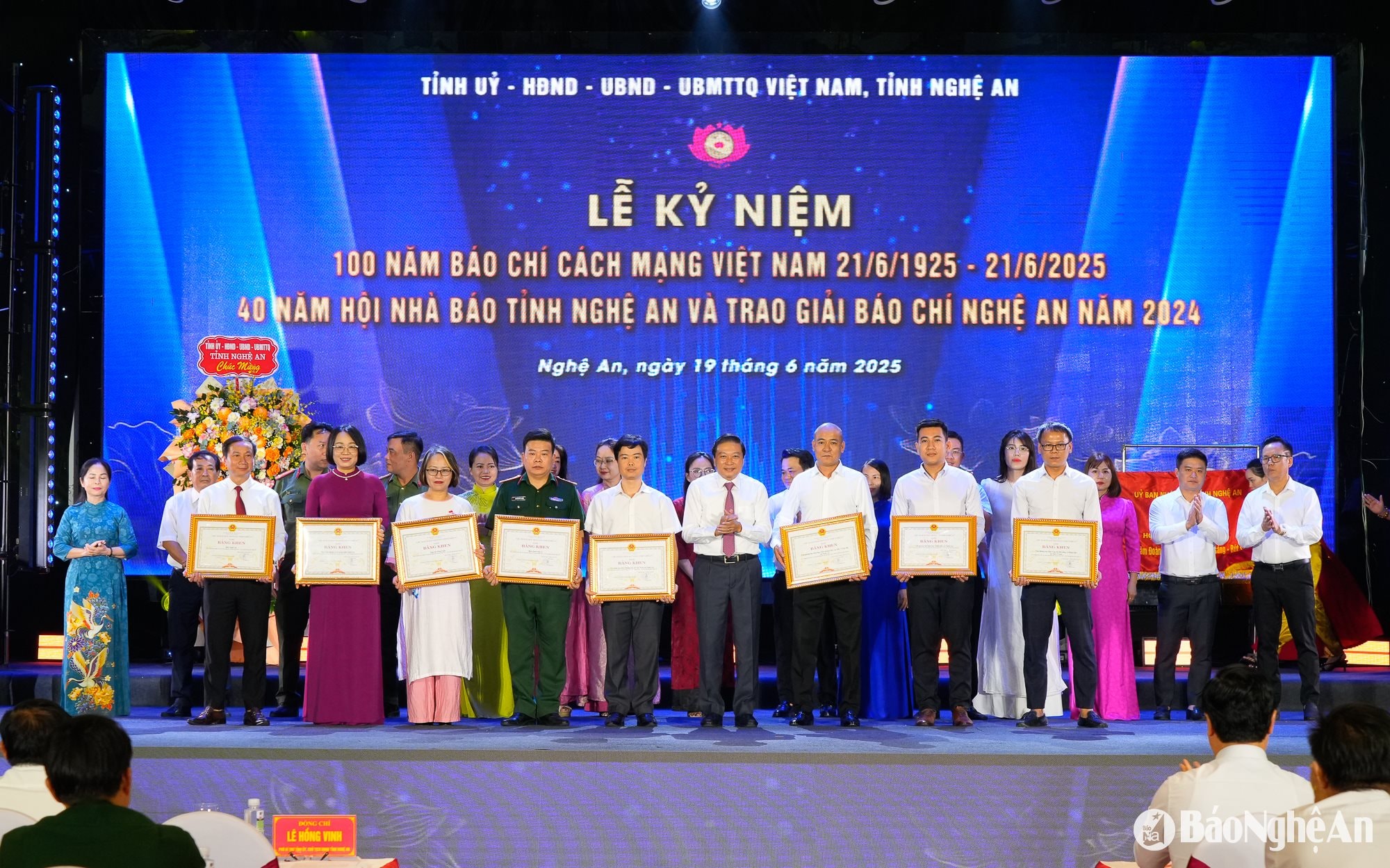 Giải báo chí tỉnh-24