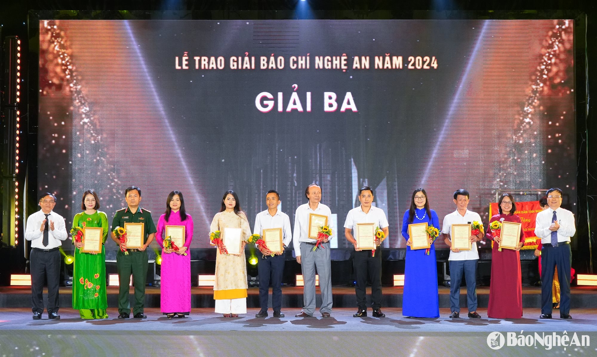 Giải báo chí tỉnh-31
