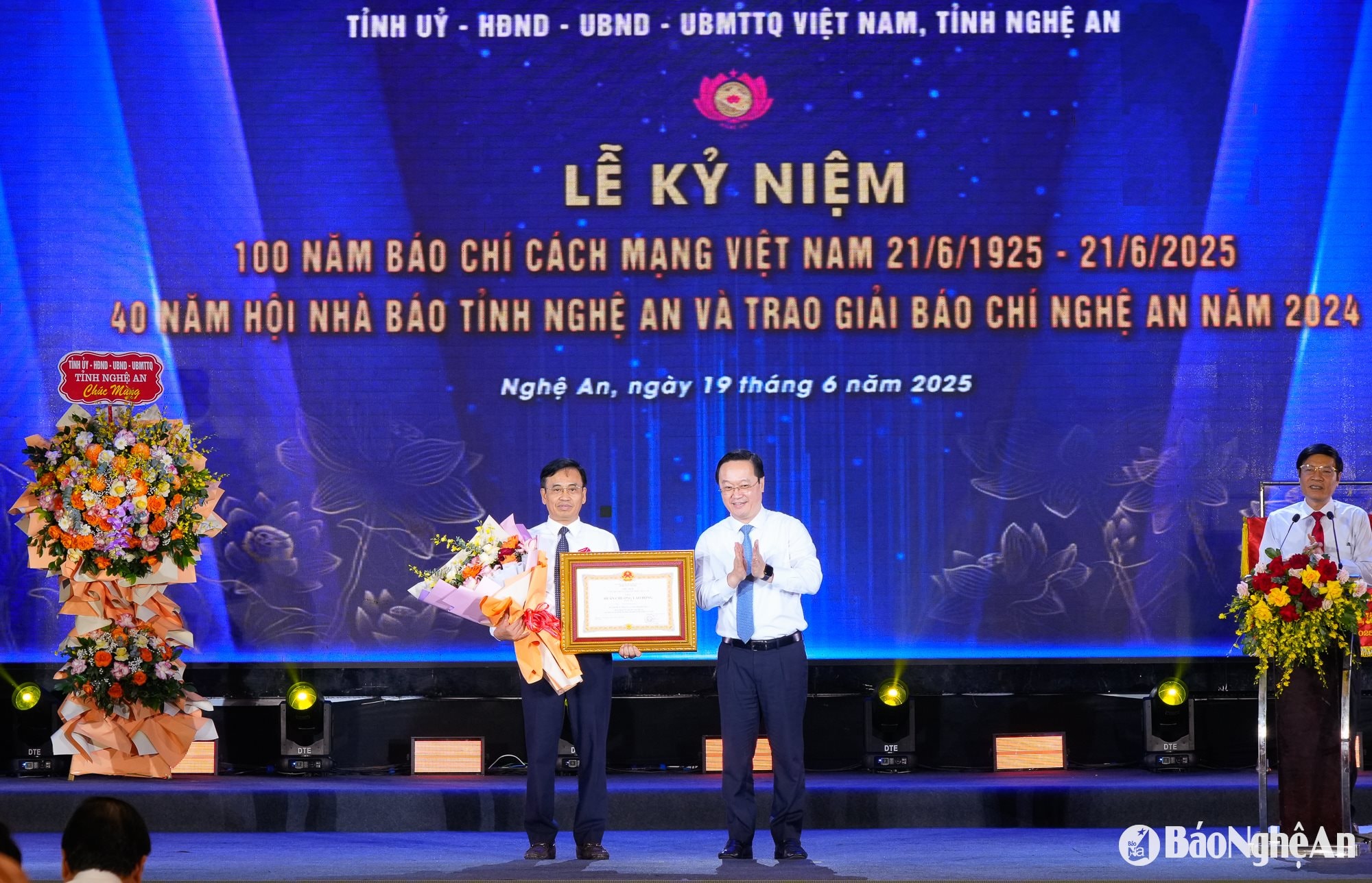 Giải báo chí tỉnh-32