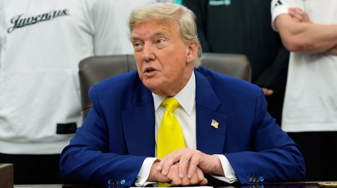 Tổng thống trump sợ xung đột lan rộng vói iran