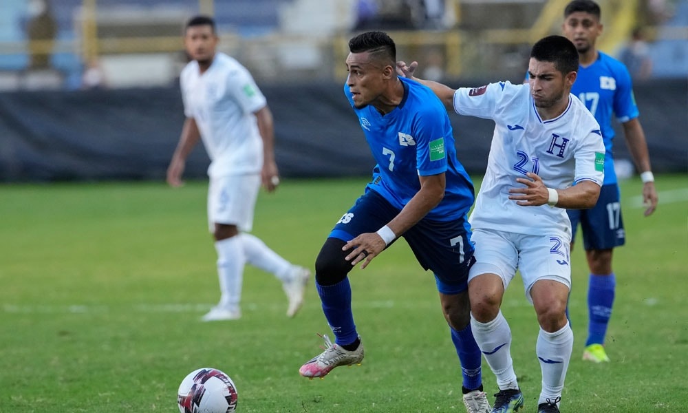 Defenses hold firm as El Salvador and Honduras split points