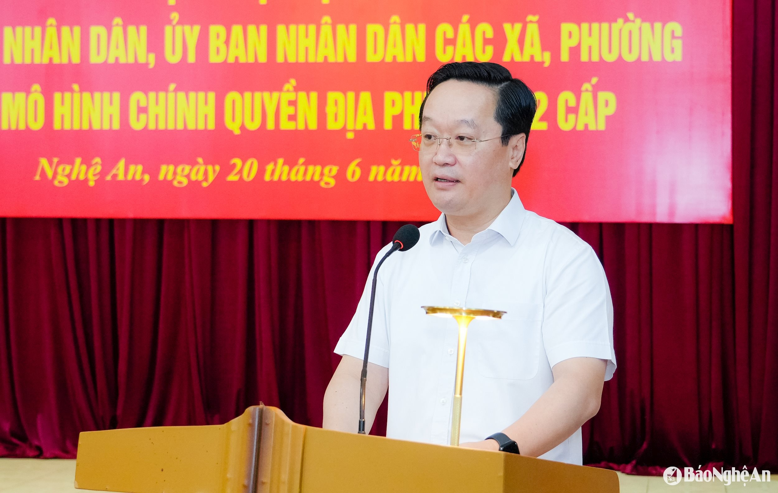 Đồng chí Nguyễn Đức Trung - Bí thư Tỉnh ủy phát biểu khai mạc hội nghị. Ảnh: Phạm Bằng