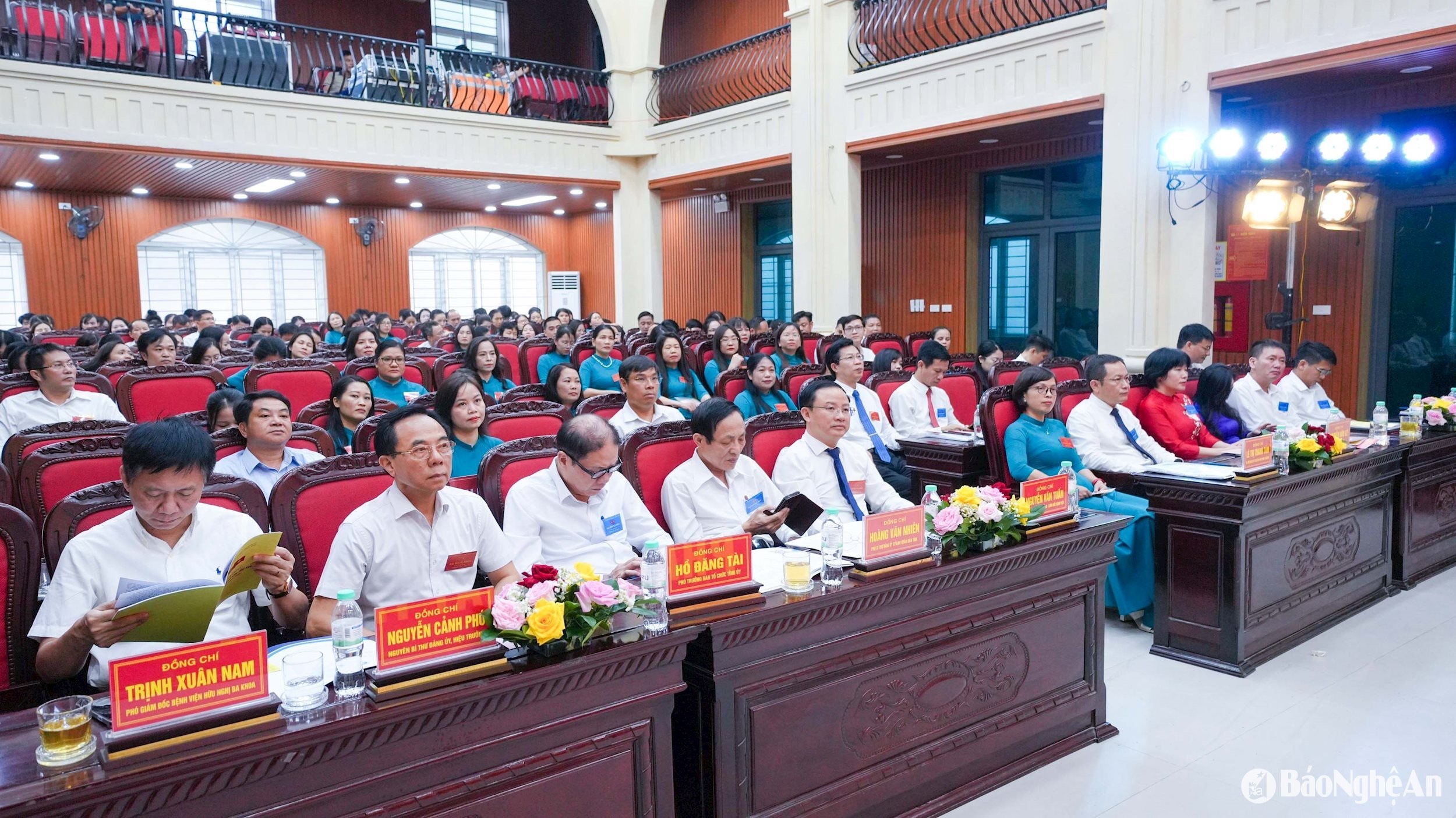 đại biểu dự
