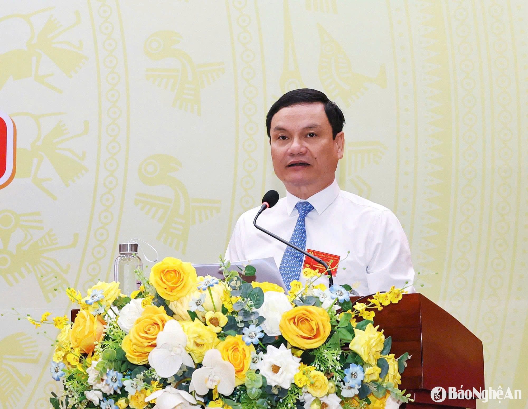 Bí thư Đảng uỷ Đặng Thanh Tùng phát biểu khai mạc Đại hội. Ảnh: Kim Oanh