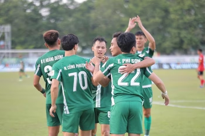 Bình Phước giành vé đá play-off sau khi đánh bại Long An.