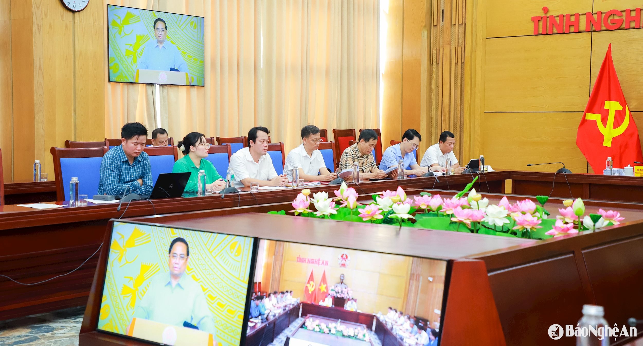 Các đại biểu dự Hội nghị tại điểm cầu UBND tỉnh Nghệ An. Ảnh: Thành Duy