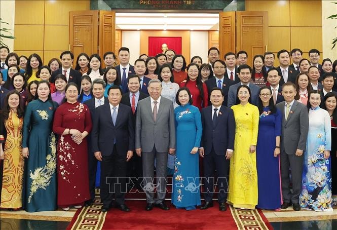 Tổng Bí thư Tô Lâm gặp mặt Nhóm đại biểu Quốc hội trẻ khóa XV- Ảnh 4. Tổng Bí thư Tô Lâm gặp mặt Nhóm đại biểu Quốc hội trẻ khóa XV- Ảnh 4.