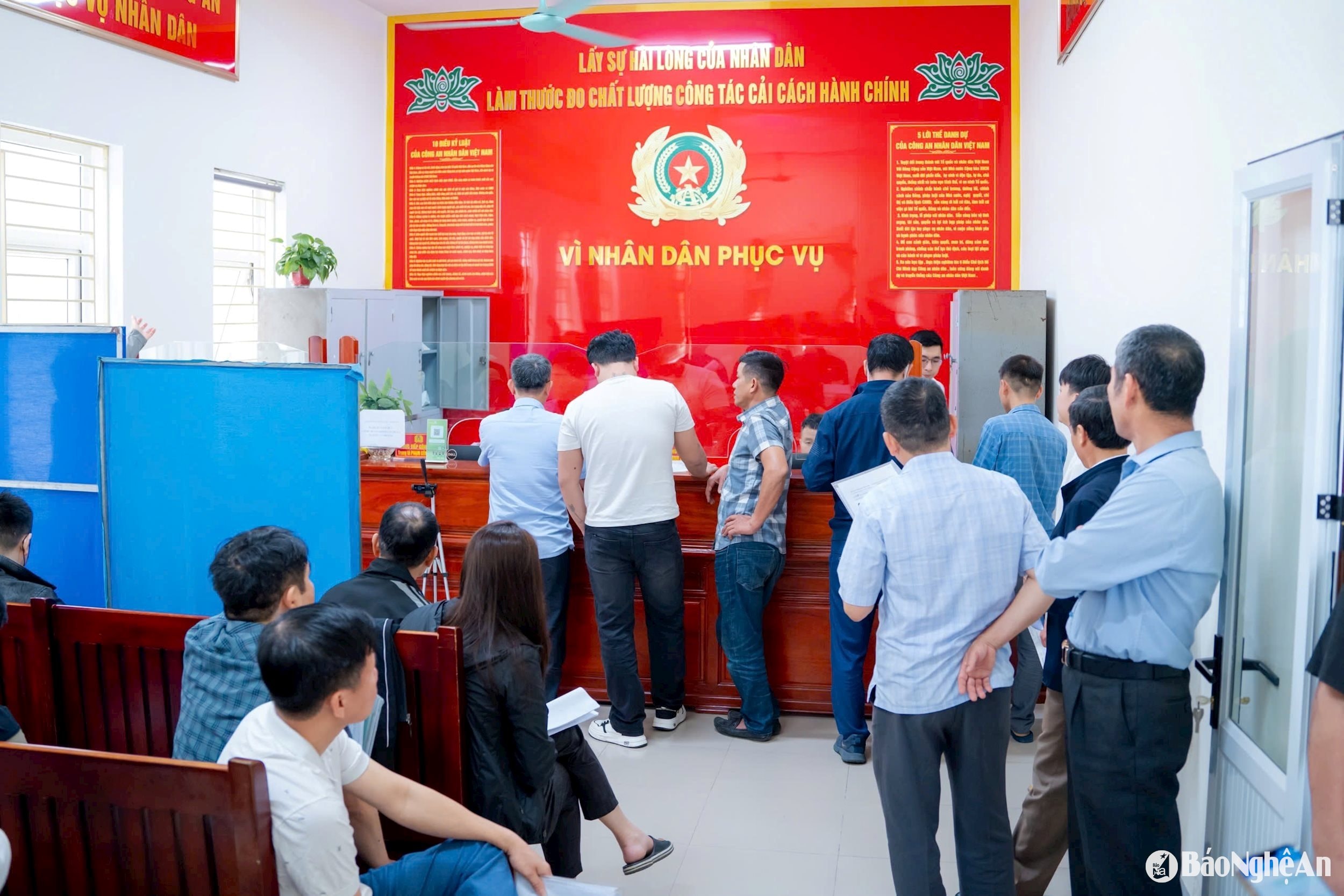 2.ảnh pv