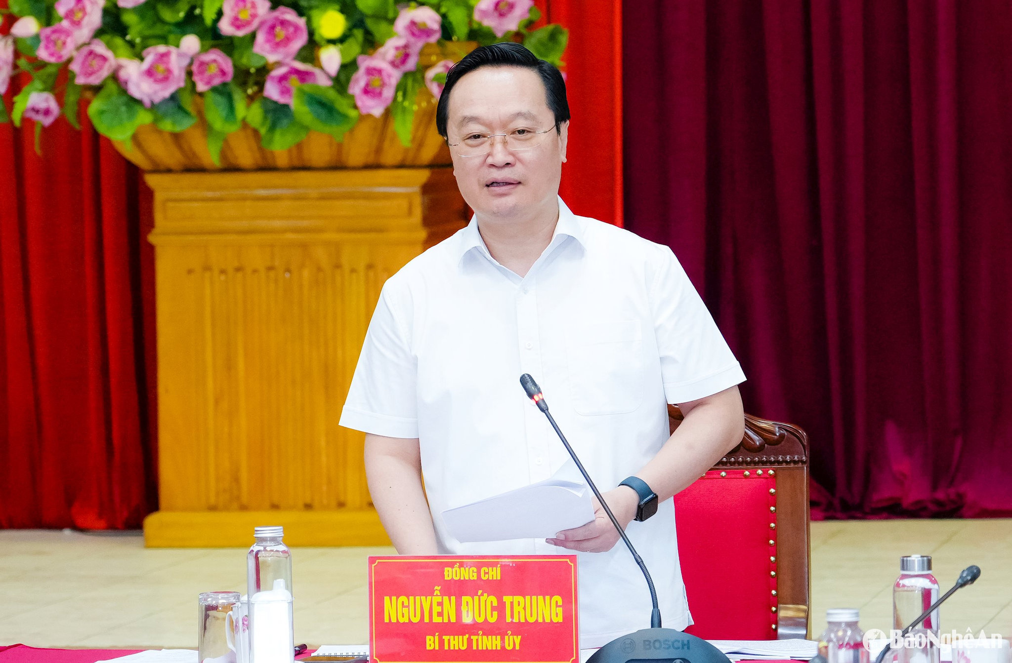 Bí thư Tỉnh ủy Nghệ An yêu cầu báo cáo tiến độ phát triển khoa học công nghệ và chuyển đổi số hàng tuần, hàng tháng