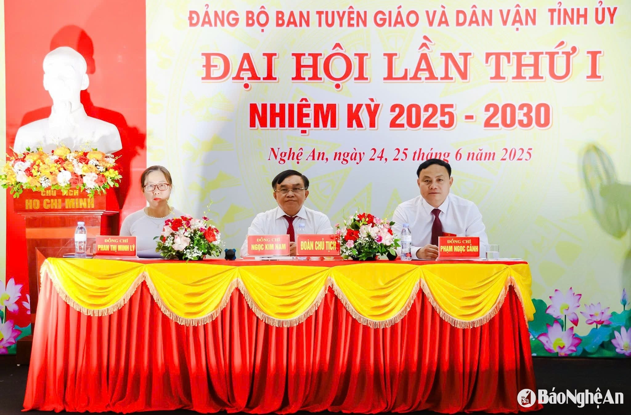 đoàn chủ tịch