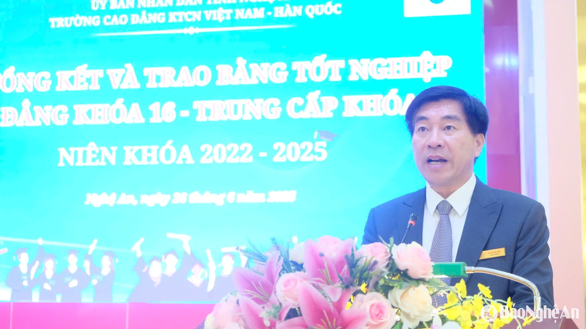2.ảnh pv