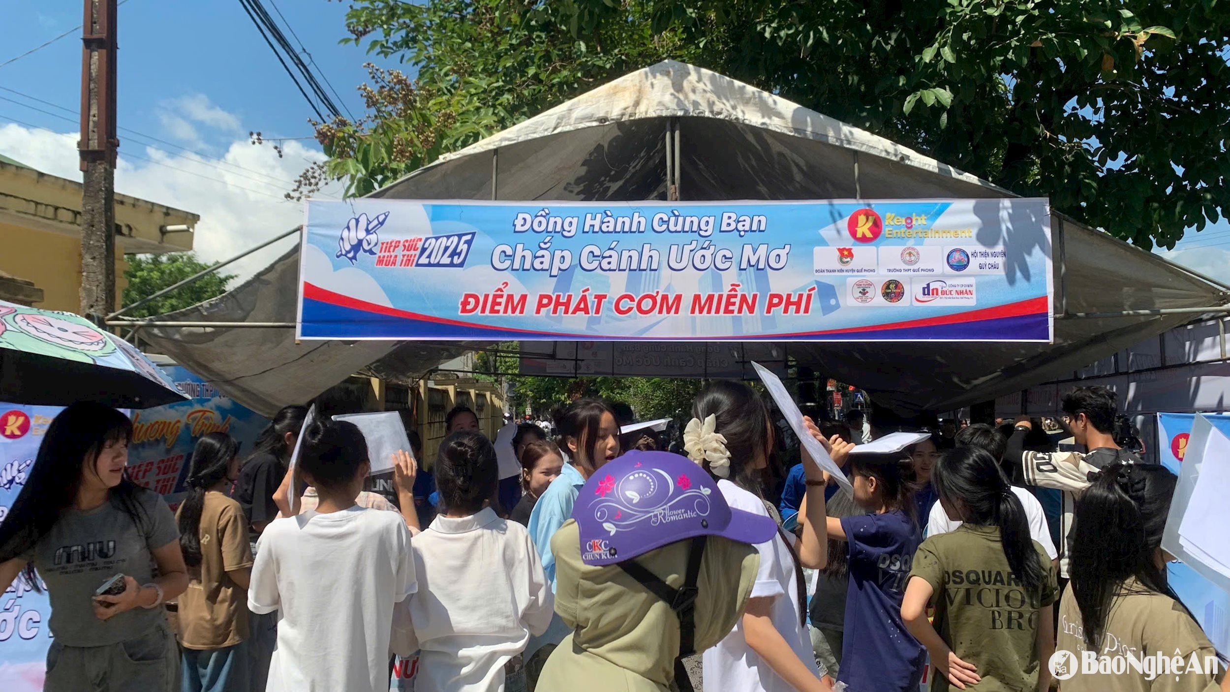 Điểm phát cơm miễn phí