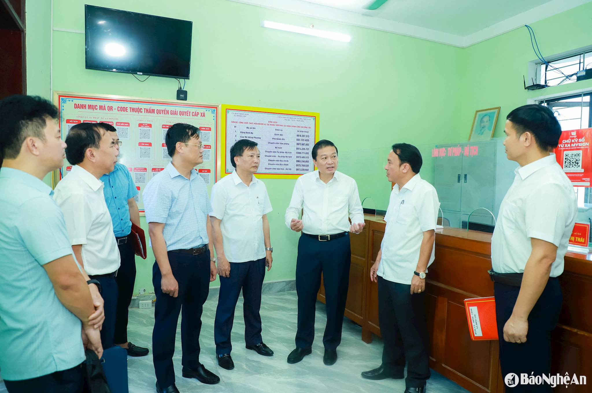 Chủ tịch UBND tỉnh Nghệ An Lê Hồng Vinh kiểm tra công tác chuẩn bị vận hành mô hình cấp xã mới
