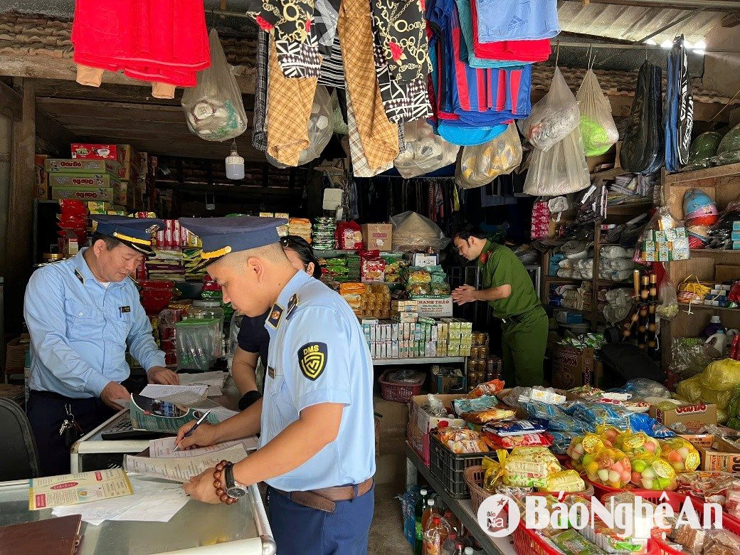 Mong muốn của cử tri: Vấn nạn hàng giả được giải quyết triệt để hơn sau Kỳ họp thứ 31, HĐND tỉnh Nghệ An khoá XVIII