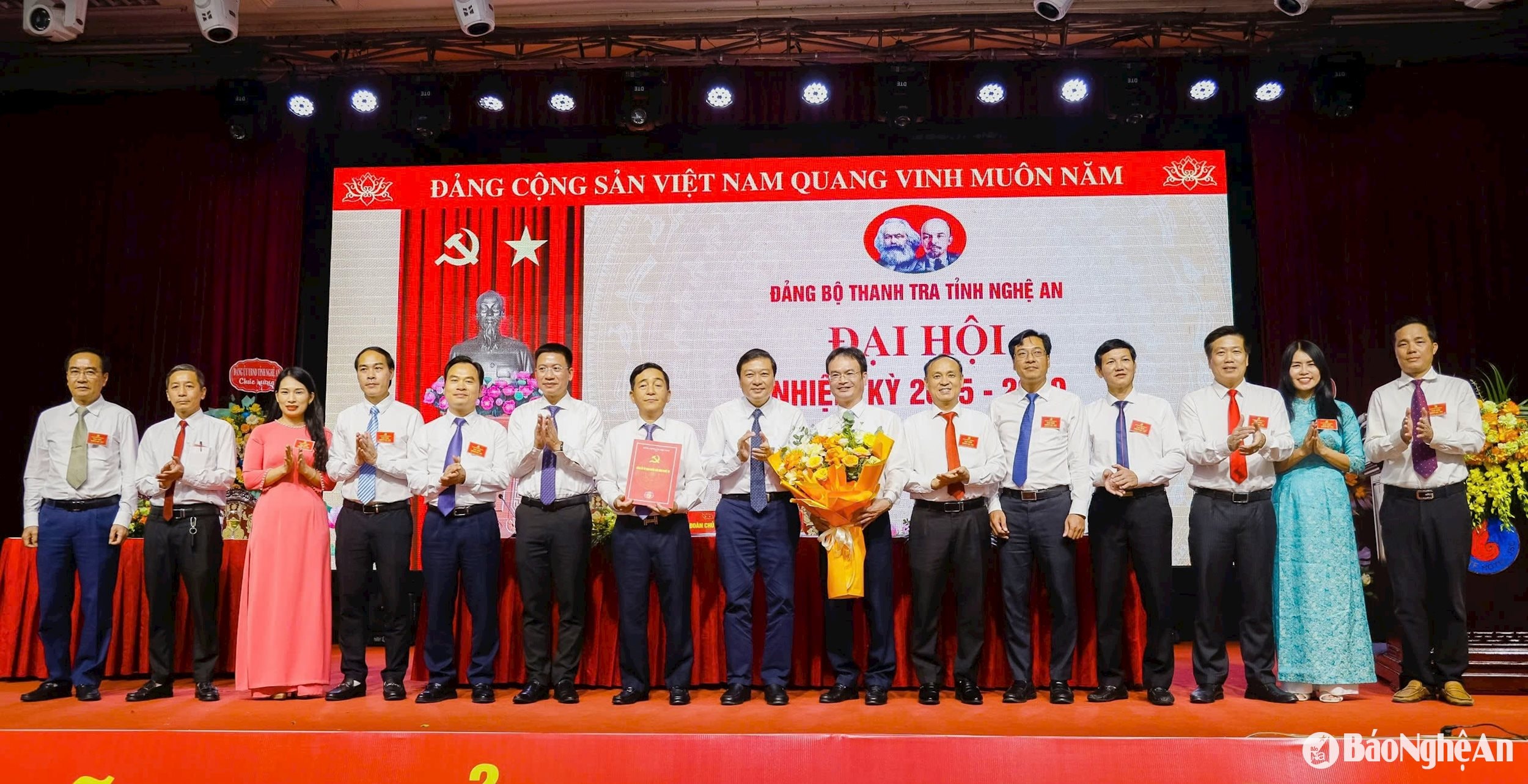 chấp hành