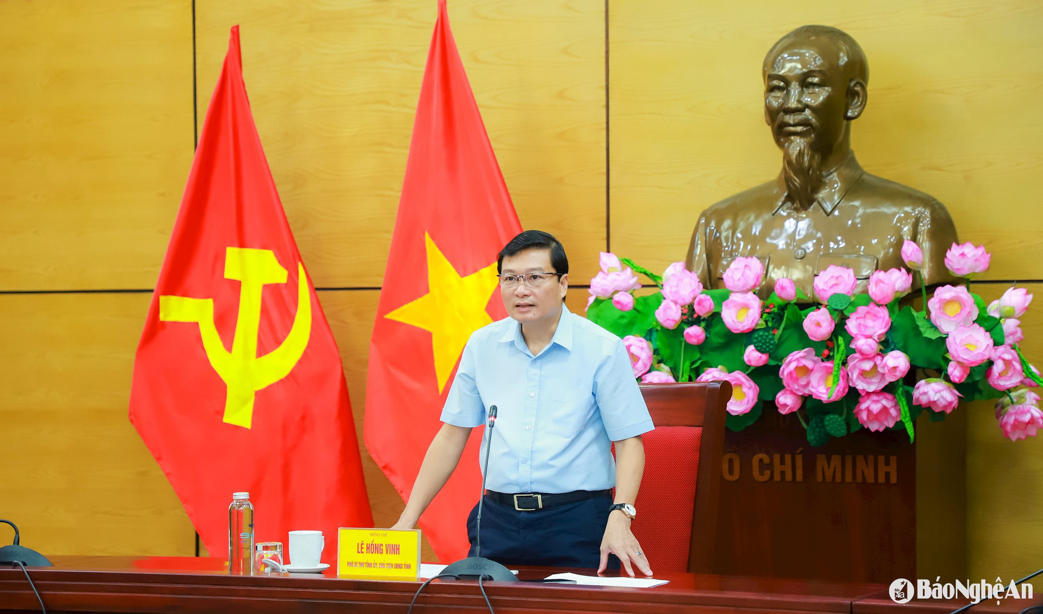 Chủ tịch UBND tỉnh Nghệ An yêu cầu tập huấn kỹ năng giải quyết TTHC cho cán bộ cấp xã theo hình thức 'cầm tay chỉ việc'