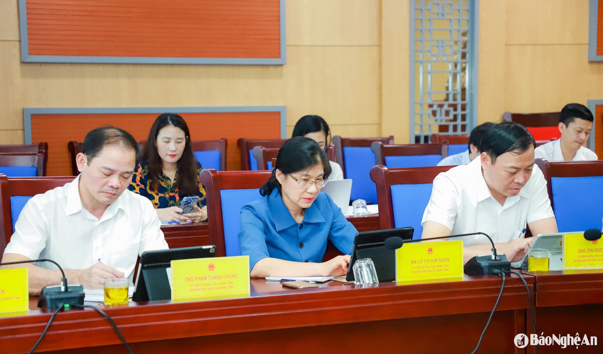 Các đại biểu dự phiên họp thường kỳ tháng 6/2025 của Thường trực HĐND tỉnh. Ảnh: Thành Duy