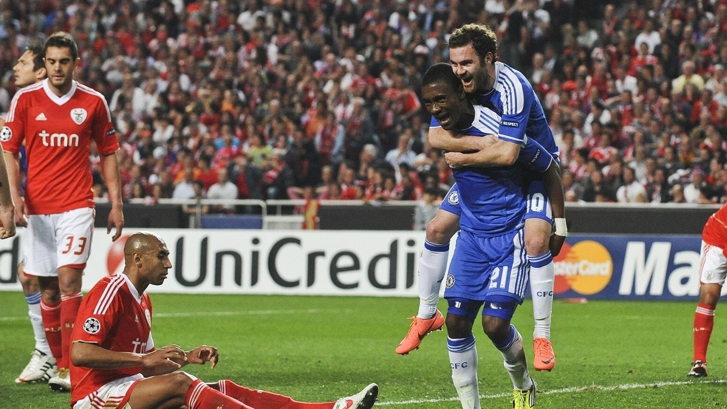 Timely Chelsea earn valuable win at Benfica | UEFA Champions League 2011/12 | UEFA.com