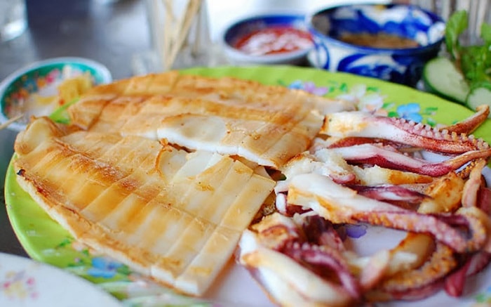 quan-an-ngon-o-coto-am-thuc-an.jpg