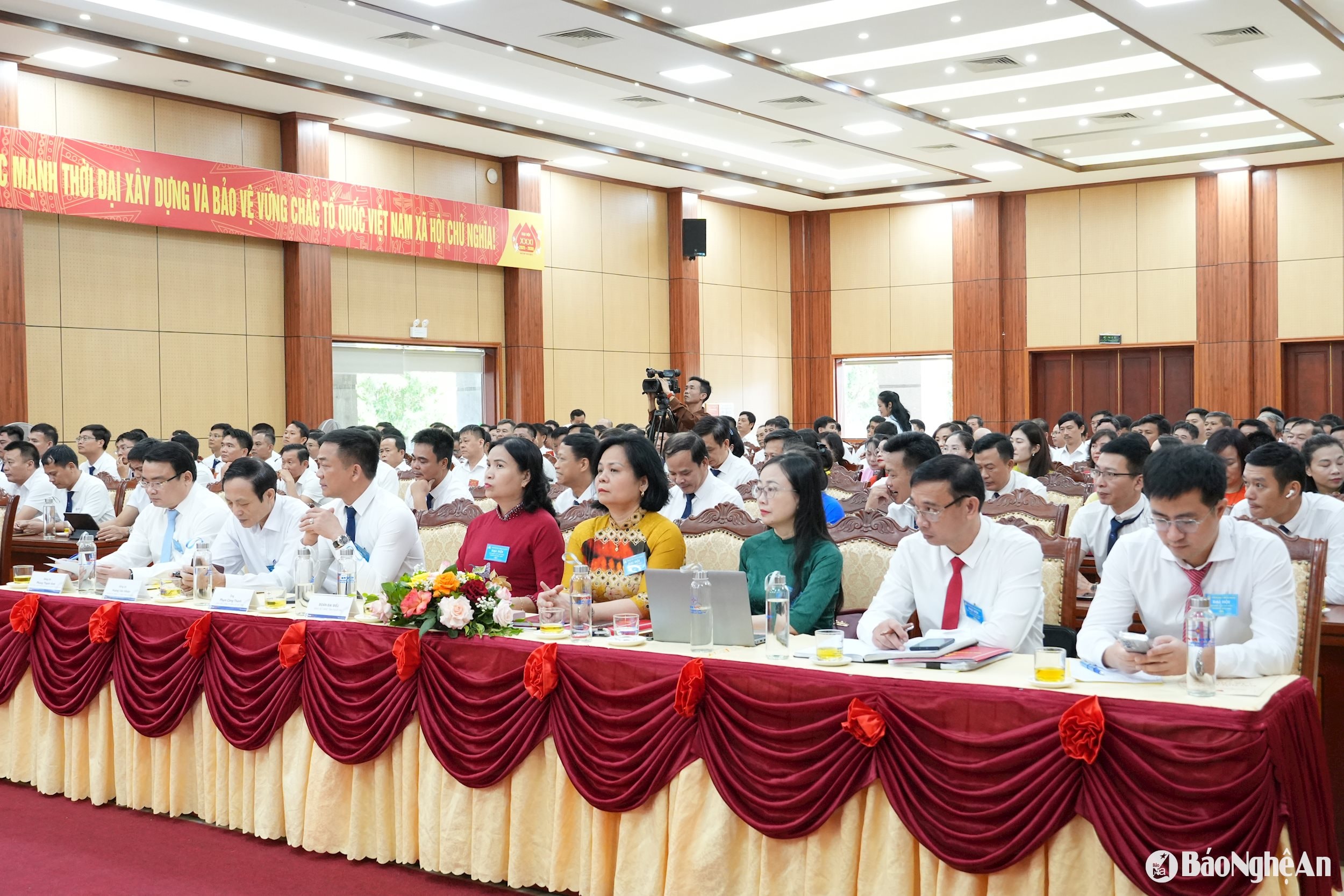 Các đại biểu dự Đại hội.