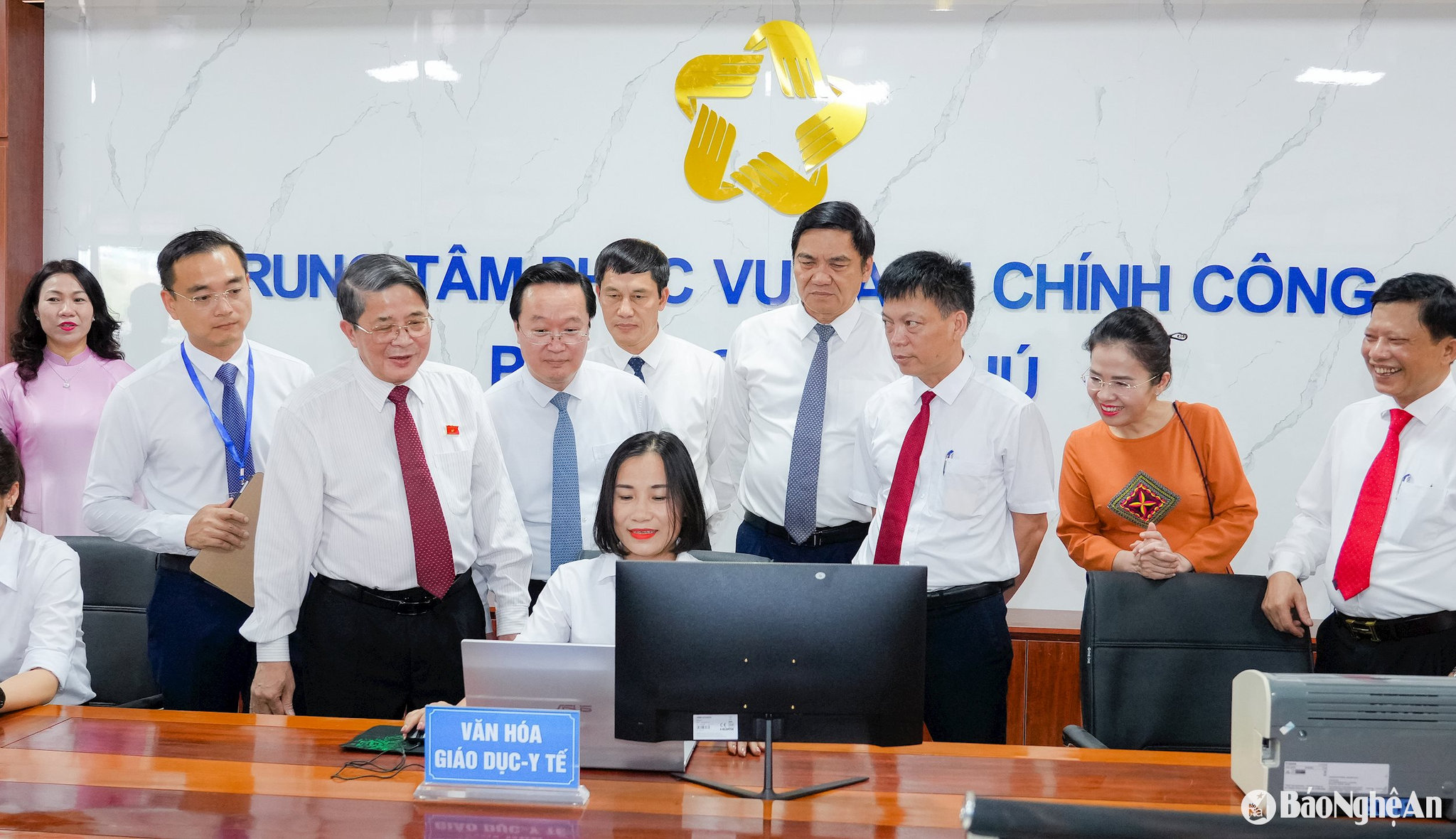 Phó Chủ tịch Quốc hội Nguyễn Đức Hải thăm và làm việc tại phường Vinh Phú, tỉnh Nghệ An