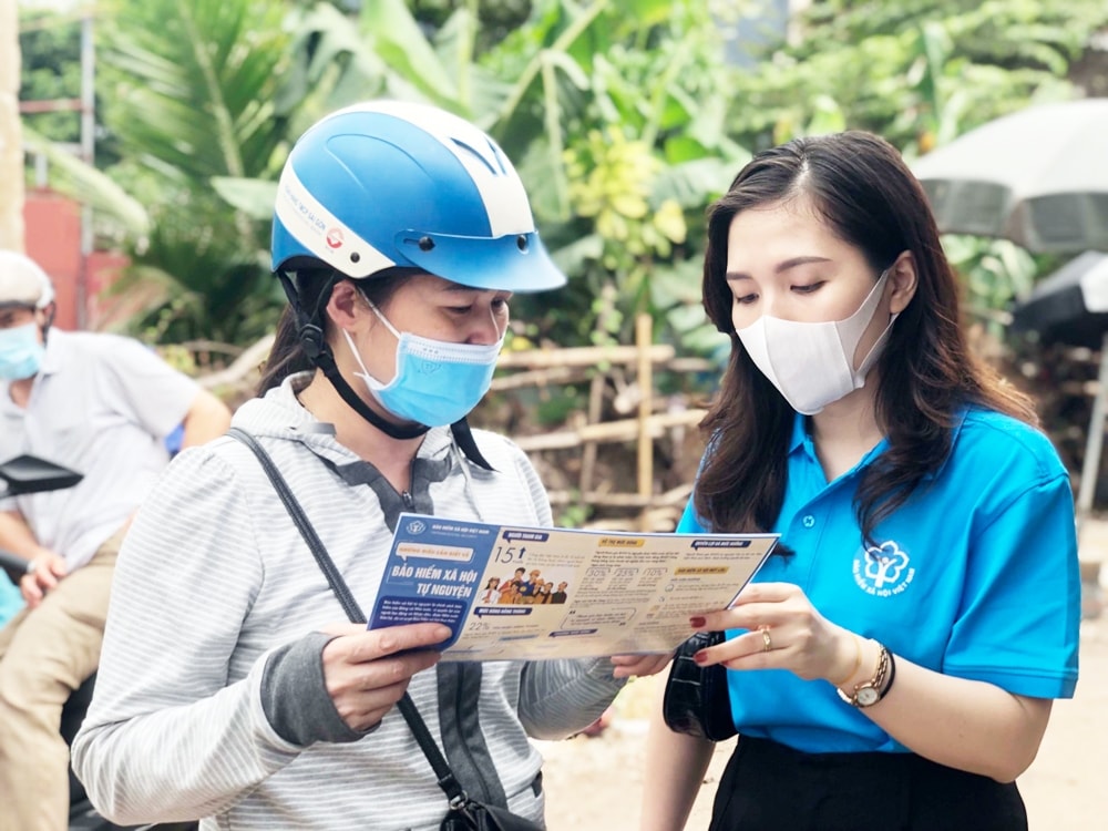 Đợt cao điểm” vận động người tham gia BHXH tự nguyện - Chi tiết tin tức - PHỤC VỤ HÀNH CHÍNH CÔNG TỈNH BẮC GIANG