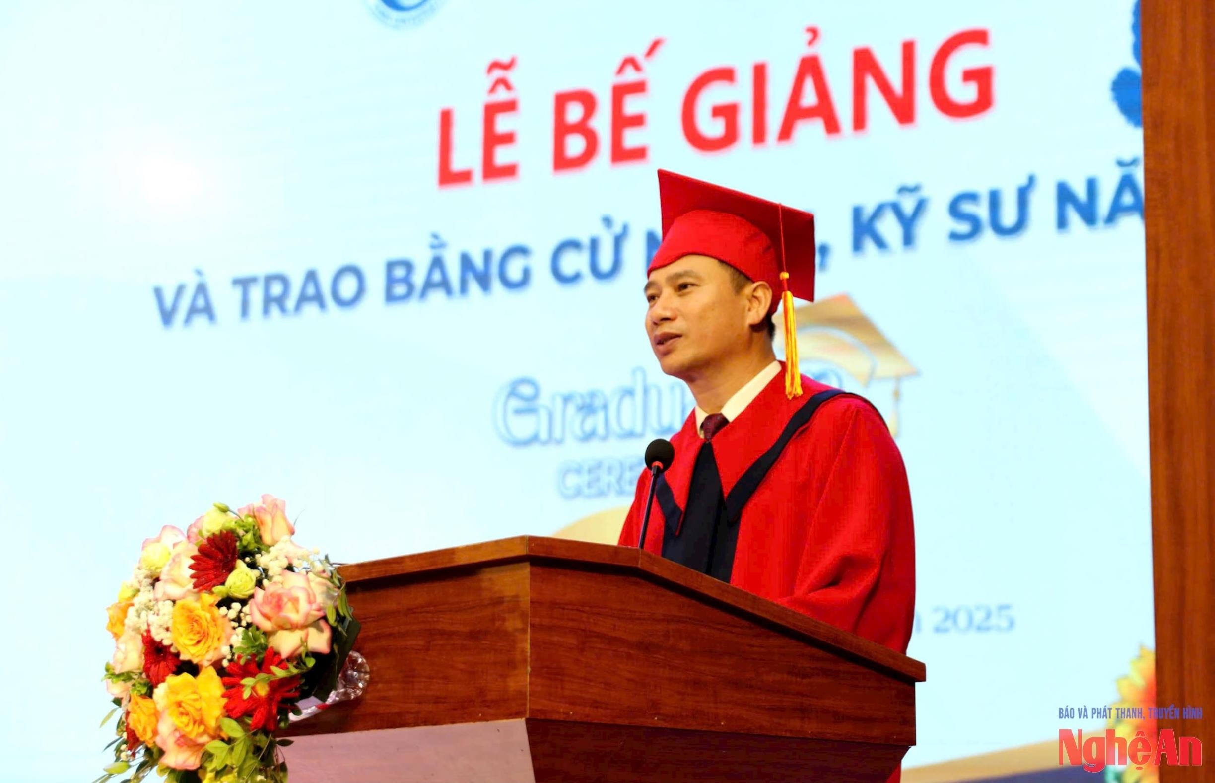 bna_g.s-ts-nguyen-huy-bang-hieu-truong-nha-truong-phat-bieu-tai-le-be-giang.-anh-my-ha(1).jpg