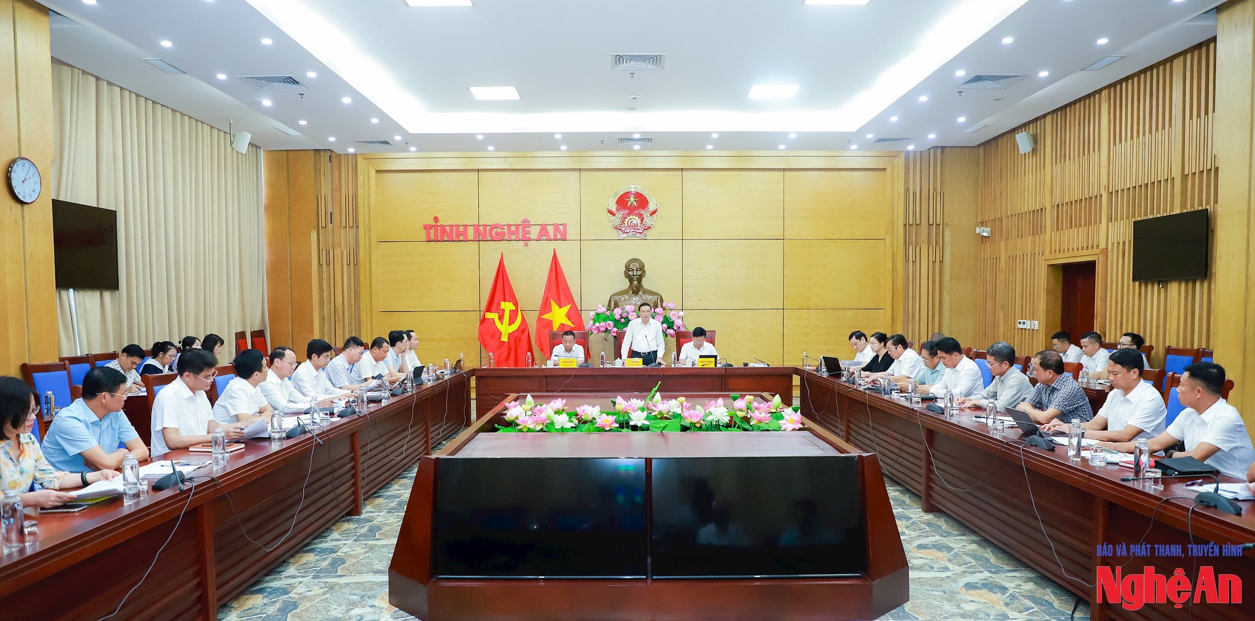 Quang cảnh cuộc giao ban. Ảnh: Thành Duy