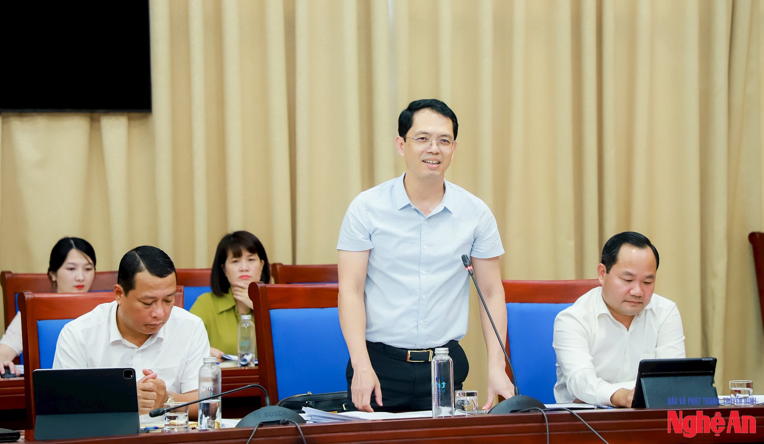 Đồng chí Trịnh Thanh Hải - Giám đốc Sở Tài chính phát biểu tại cuộc làm việc. Ảnh: Thành Duy