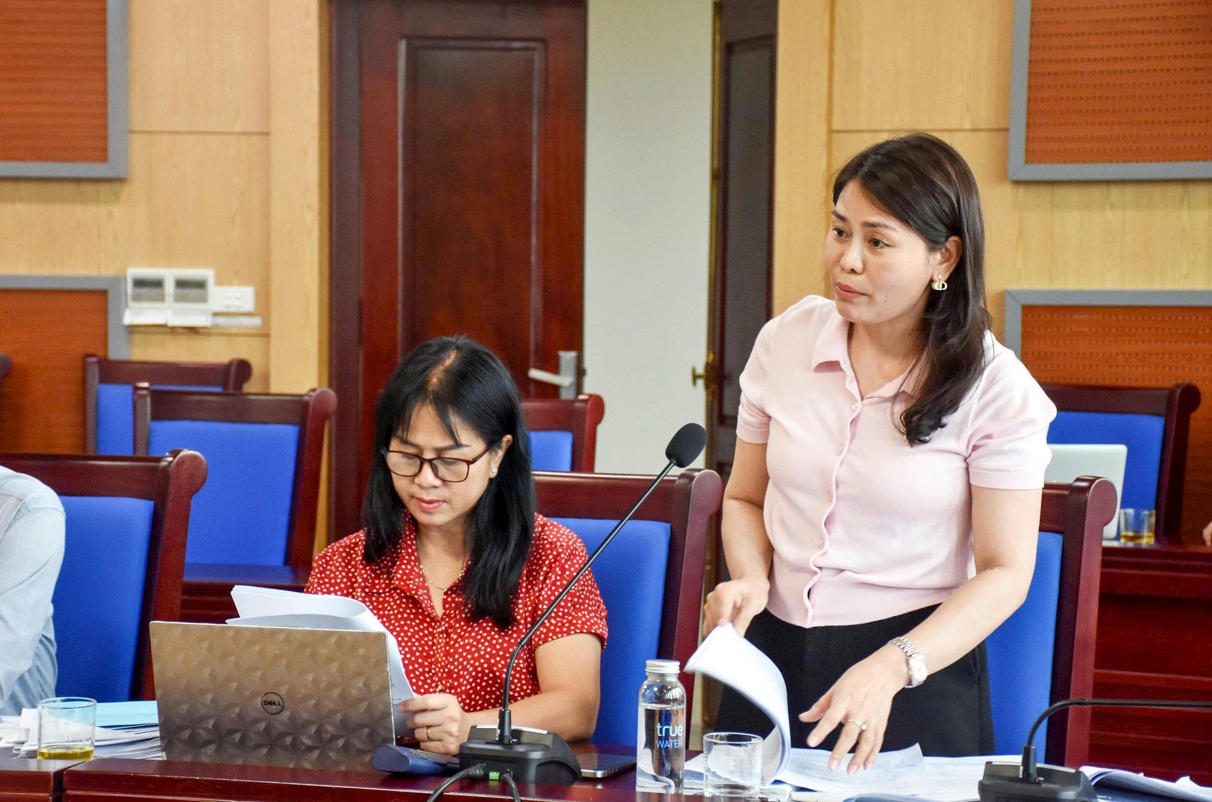 chị Loan