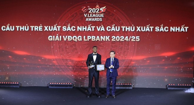 v-league-awards-8-98305-8293-429.jpg