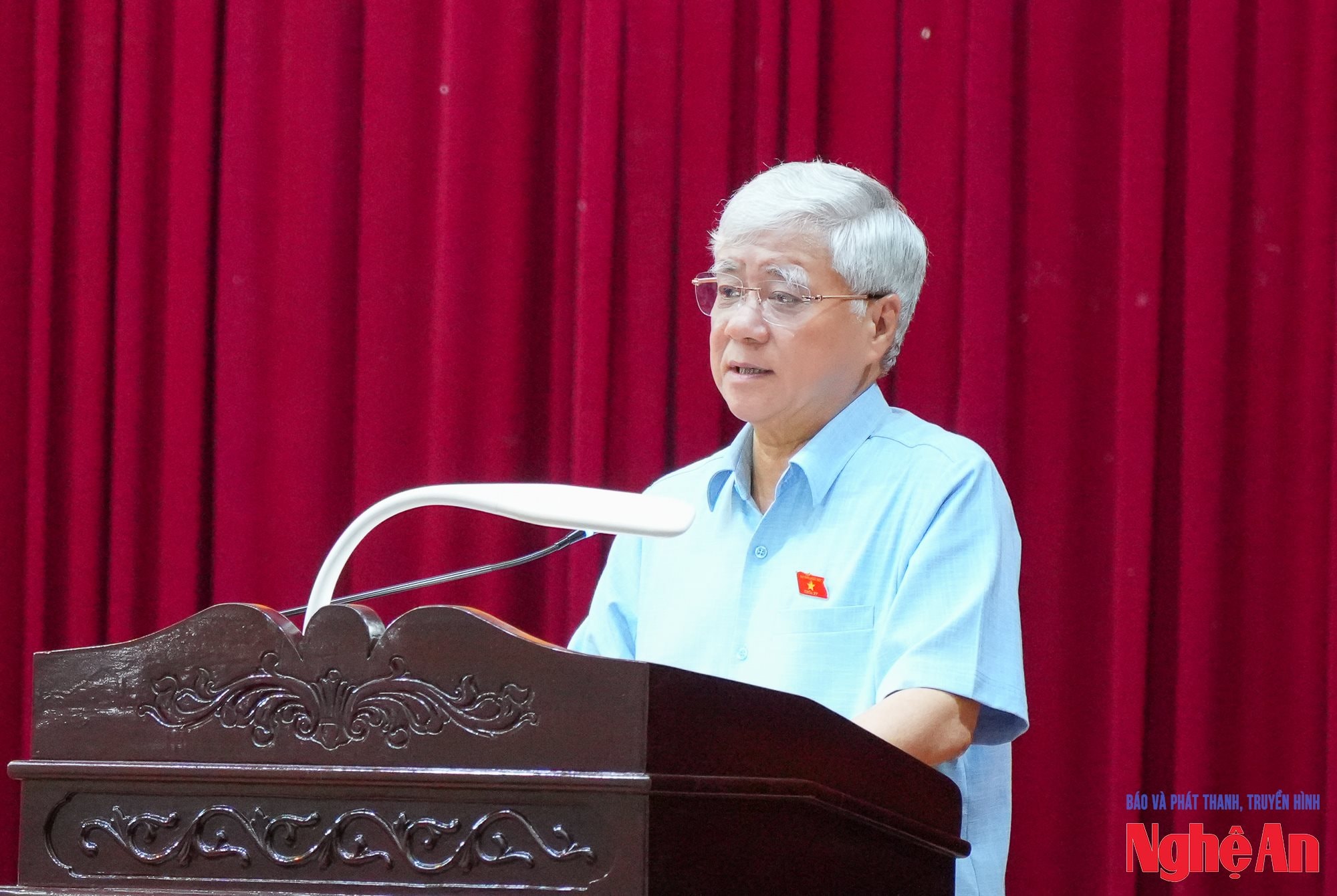 Tiếp xúc cử tri-17
