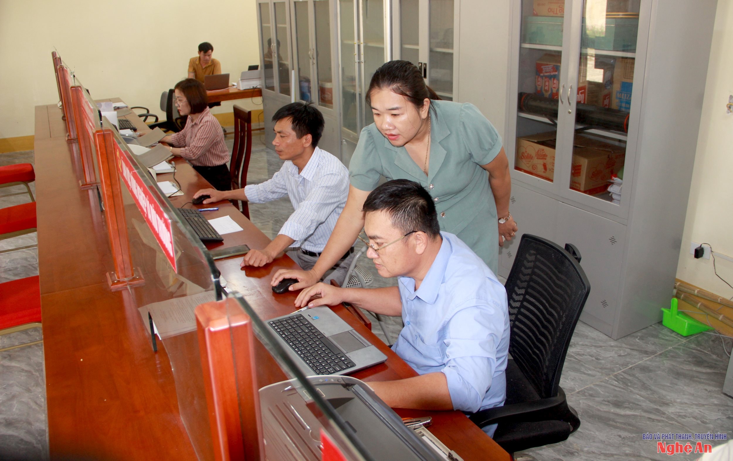 châu tiến