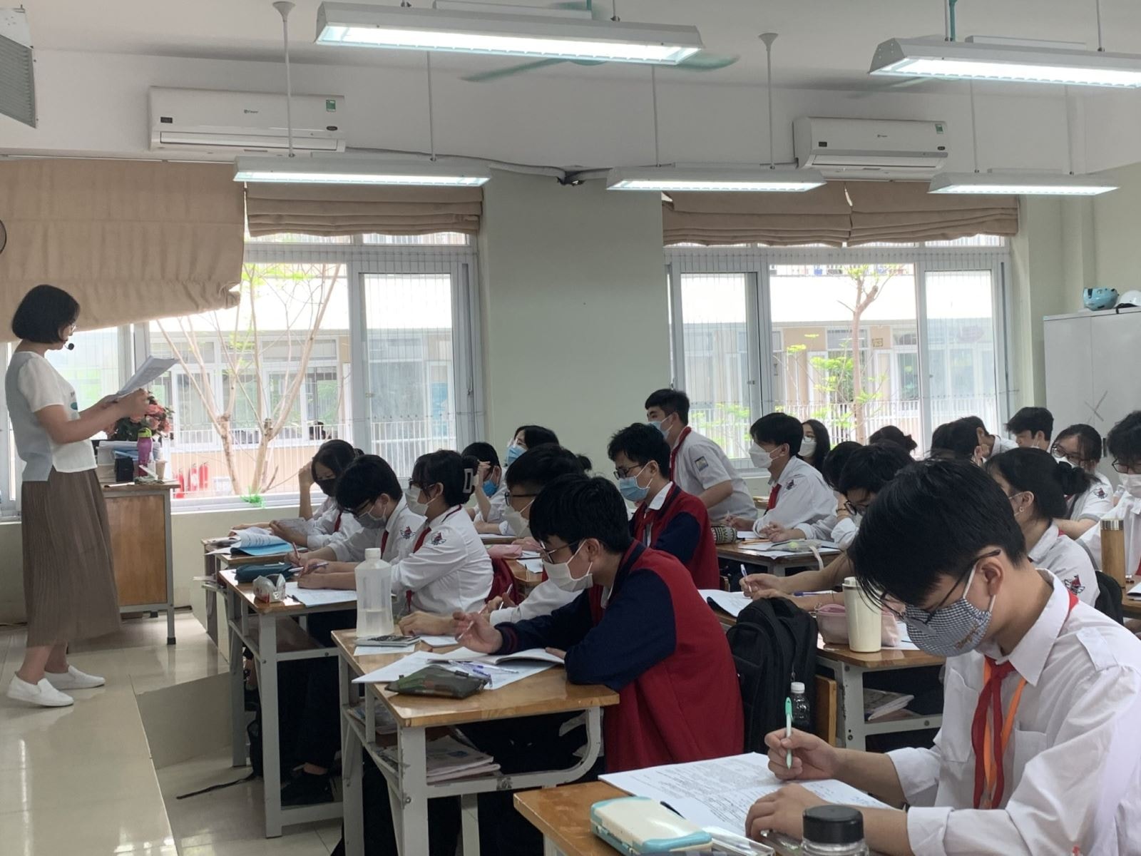 Điều chỉnh lộ trình tăng học phí: Phù hợp tình hình thực tiễn - Xuất bản thông tin