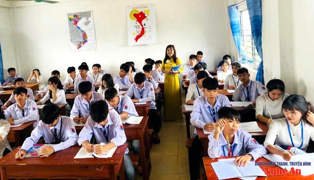 bna_gio-hoc-cua-hoc-sinh-truong-thpt-mai-hac-de.-anh-ntcc-29c248f0517857e2c721b90941ce0428(1).jpeg