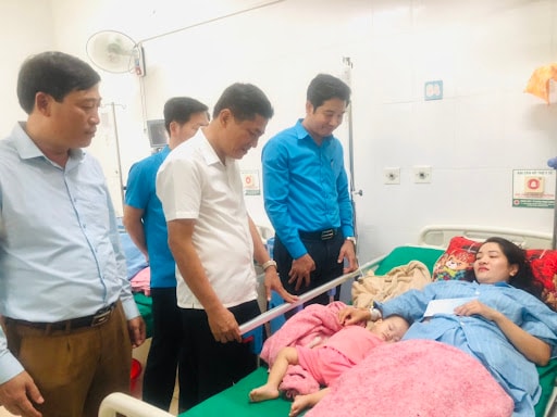 Công chức đang trong quá trình điều trị bệnh hiểm nghèo có bị điều động công tác không?