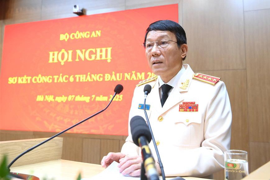 Bộ trưởng Lương Tam Quang