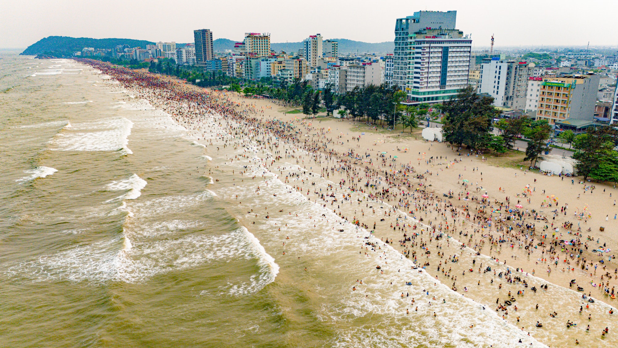 Cẩm nang du lịch Sầm Sơn từ A đến Z năm 2025
