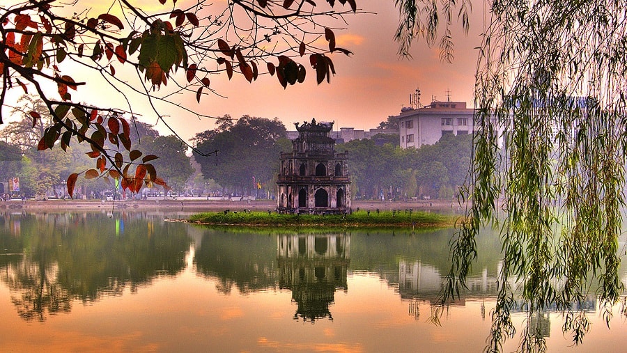 Hồ Hoàn Kiếm (Hồ Gươm): Kinh nghiệm tham quan từ A-Z