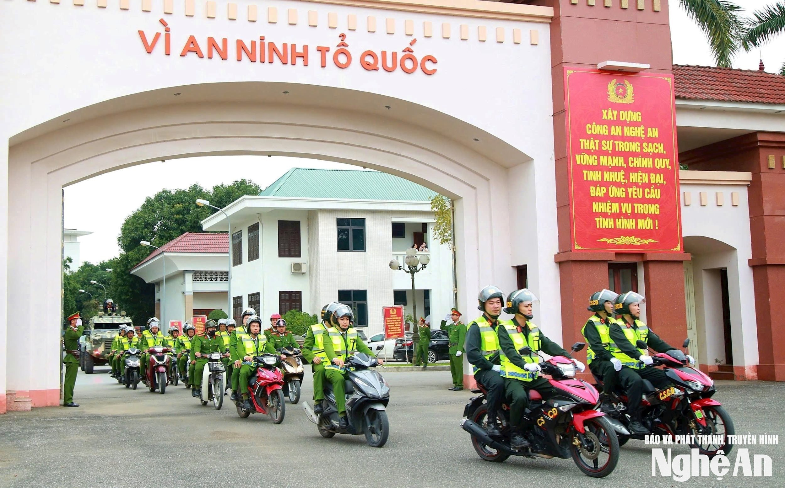 1.ảnh pv