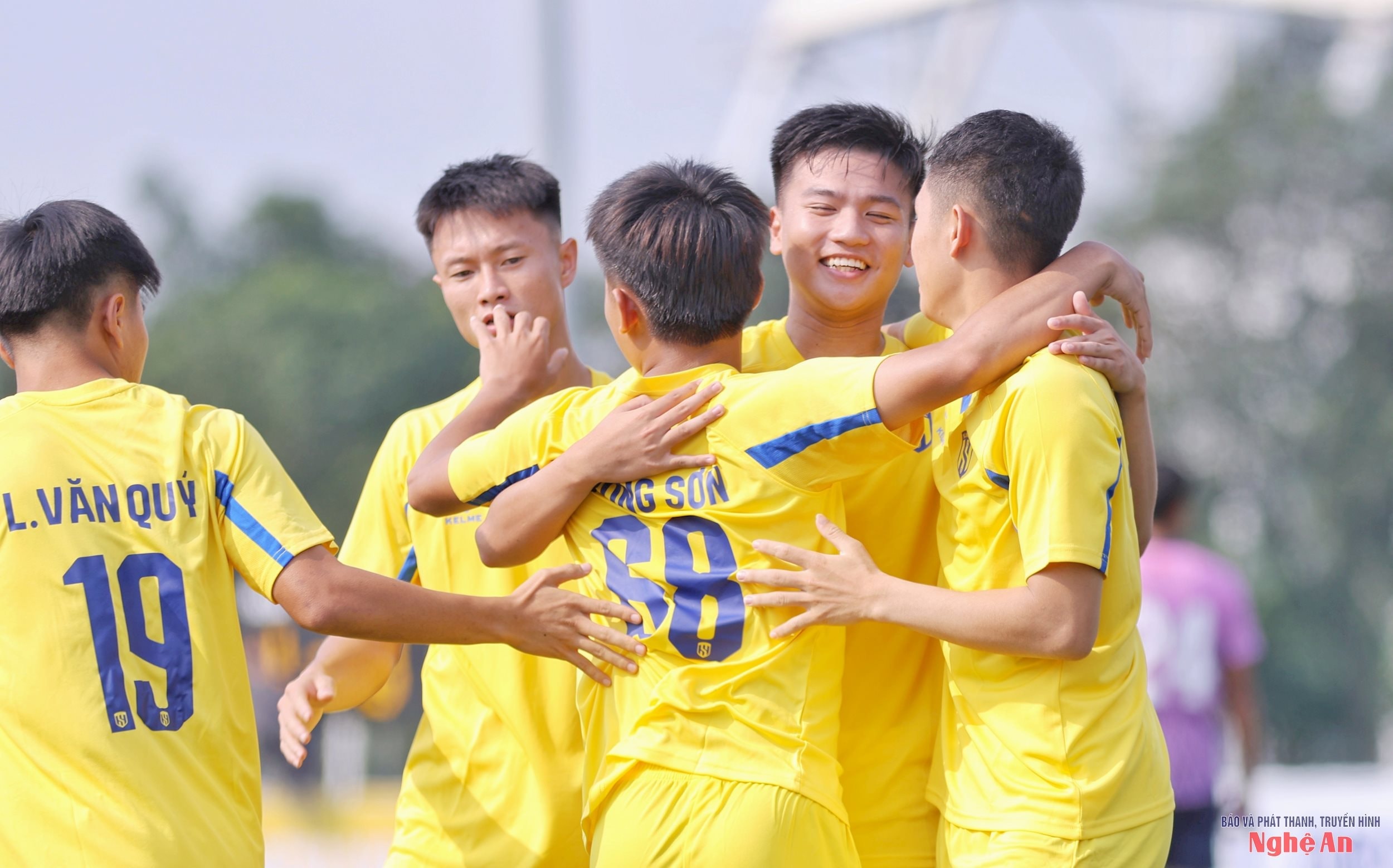 Những lợi thế của U21 Sông Lam Nghệ An trong cuộc đua giành chiếc vé tham dự vòng chung kết