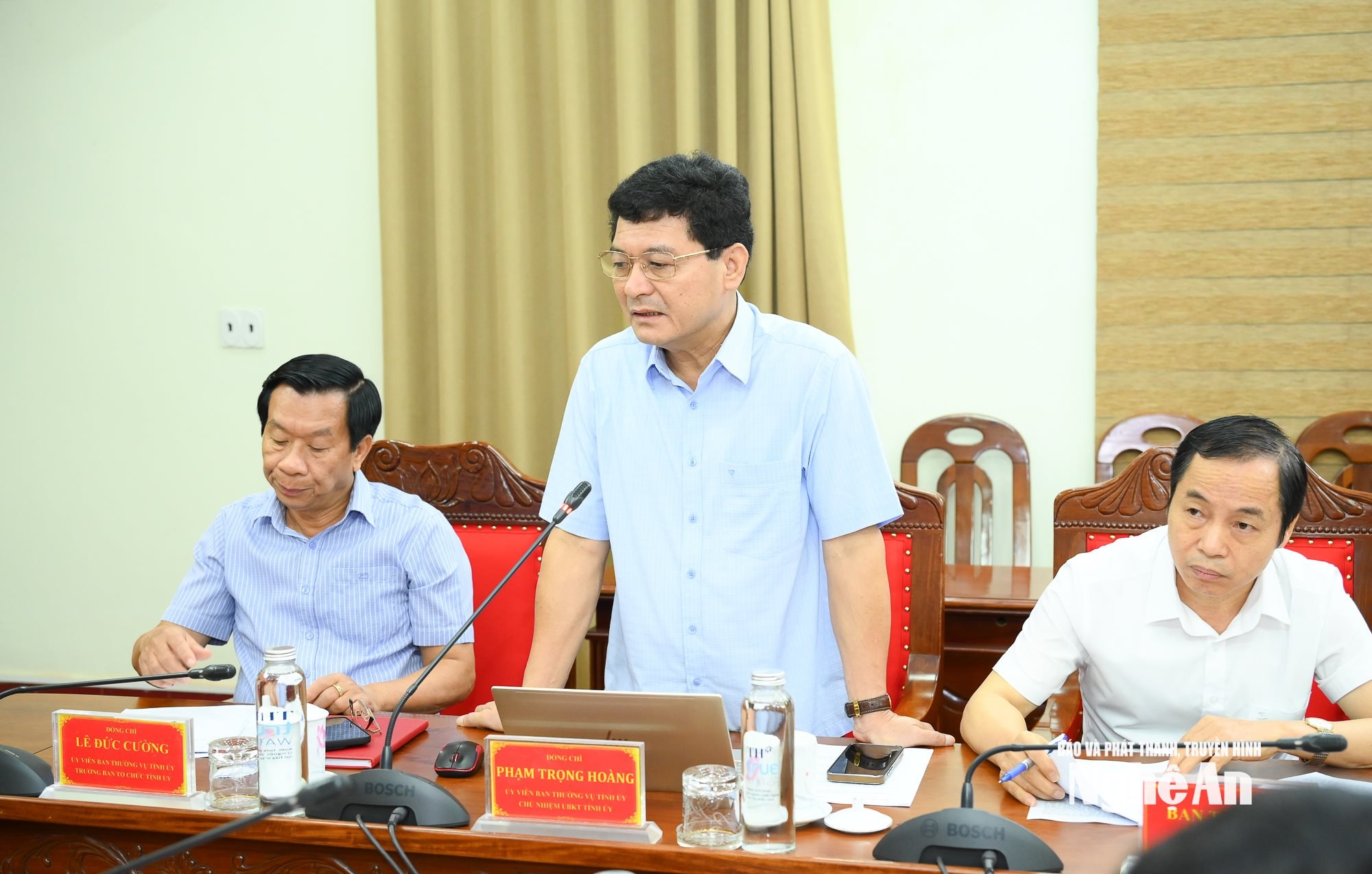 Thường trực lv với các cơ quan giúp việc-9