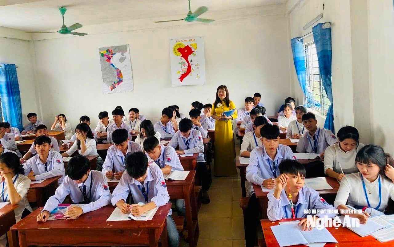 Giờ học của học sinh Trường THPT Mai Hắc Đế. Ảnh - NTCC